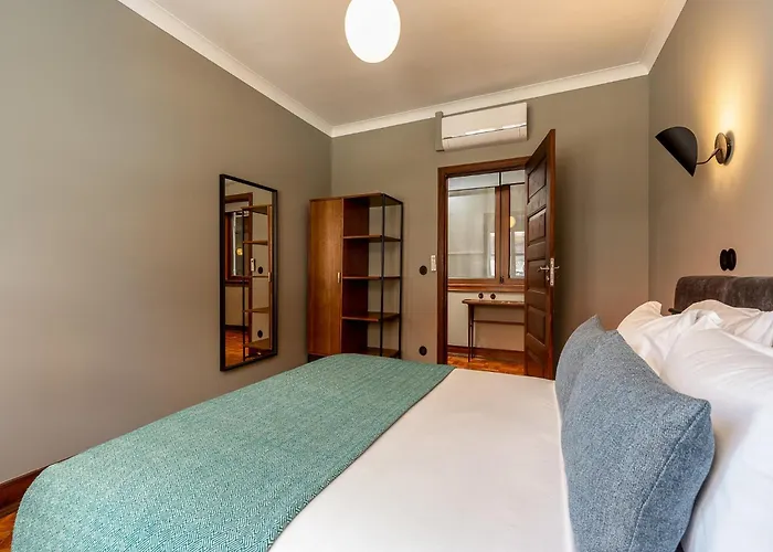 Spacious Family In * Porto