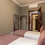 Spacious Family In *