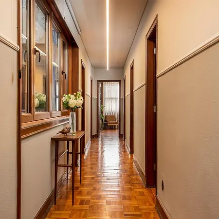 Spacious Family In Apartment *